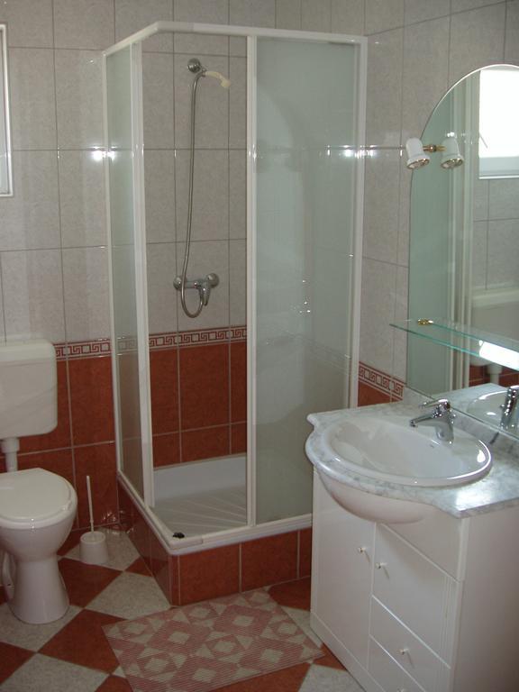 Katalin Apartmanház Zalakaros Exterior foto