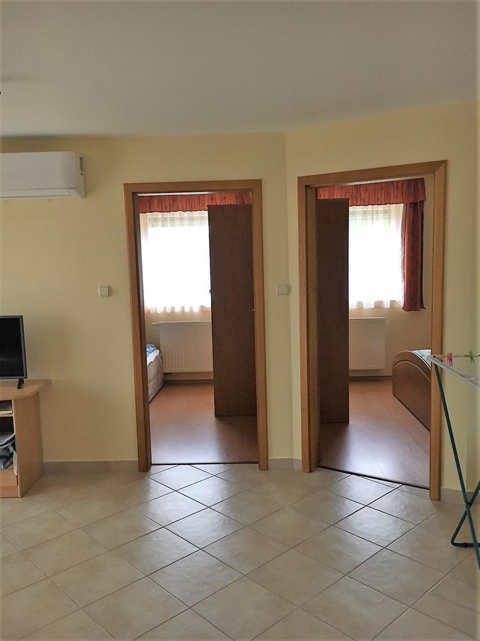 Katalin Apartmanház Zalakaros Exterior foto