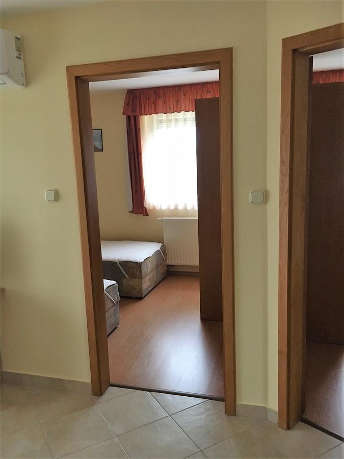 Katalin Apartmanház Zalakaros Exterior foto