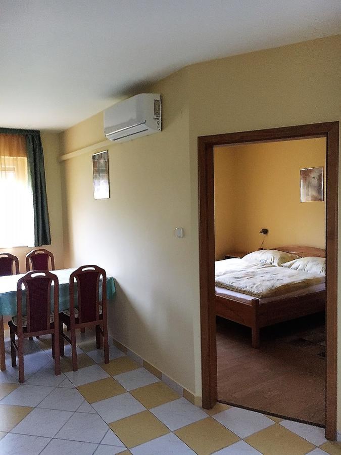 Katalin Apartmanház Zalakaros Exterior foto