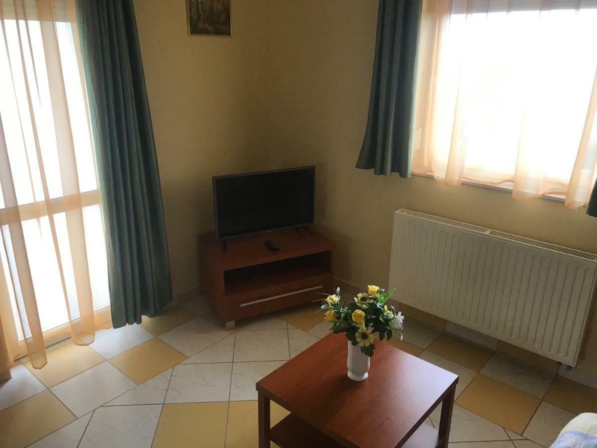 Katalin Apartmanház Zalakaros Exterior foto